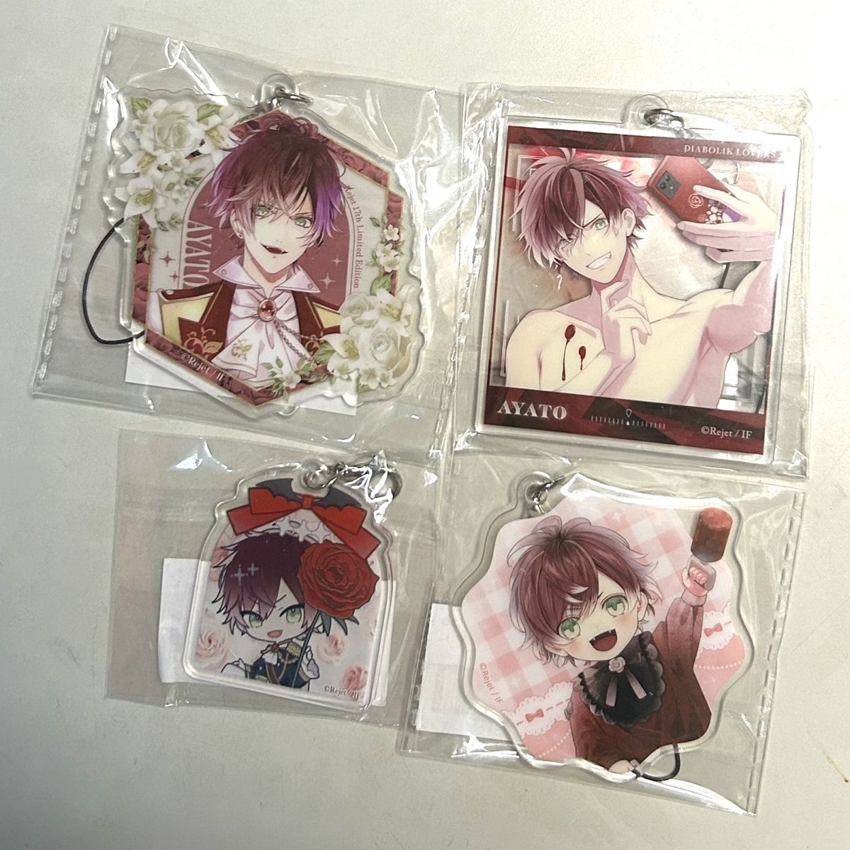 أزياء تنكرية للأنمي من نوع ديا - مراجعة Anime Merchandise Collection وسعره